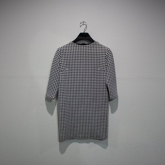 Zarina Dress - Picture 2 of 6